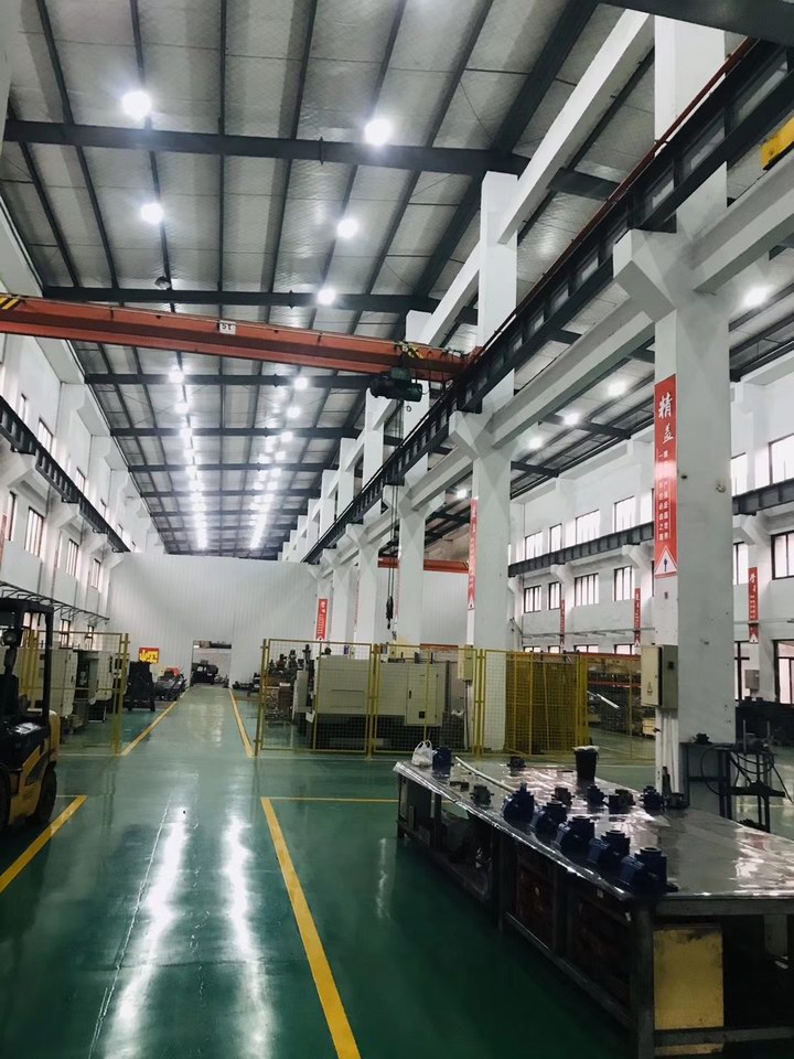 升降機車間